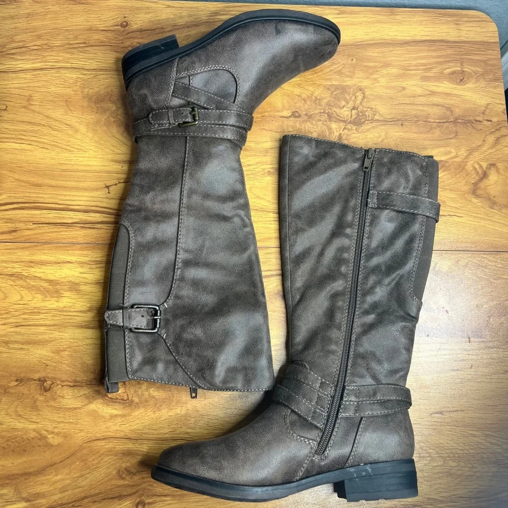 BareTraps Alysha Tall Riding Boots Size 5 Tan Knee High Equestrian Old Money NEW